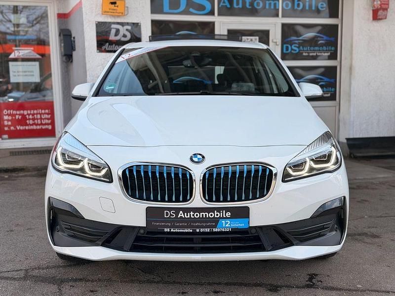 Gebraucht BMW 225 Active Tourer iPerformance 224 PS (164 kW) 2018 Weiß Van / Kleinbus