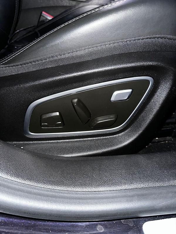 Gebraucht Renault Talisman Initiale Paris 160 PS (117 kW) 2018 Schwarz Limousine