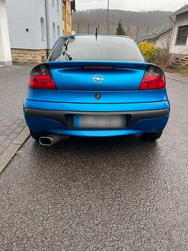 Gebraucht Opel Tigra 90 PS (66 kW) 1999 Blau Coupé
