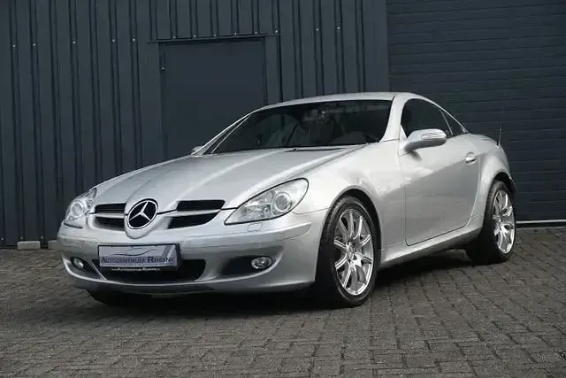 Gebraucht Mercedes SLK350 272 PS (200 kW) 2005 Silber Cabrio