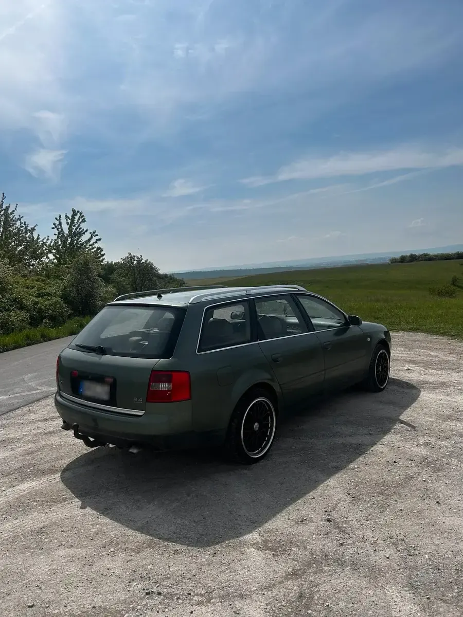 Gebraucht Audi A6 170 PS (125 kW) 2002 Grün Kombi