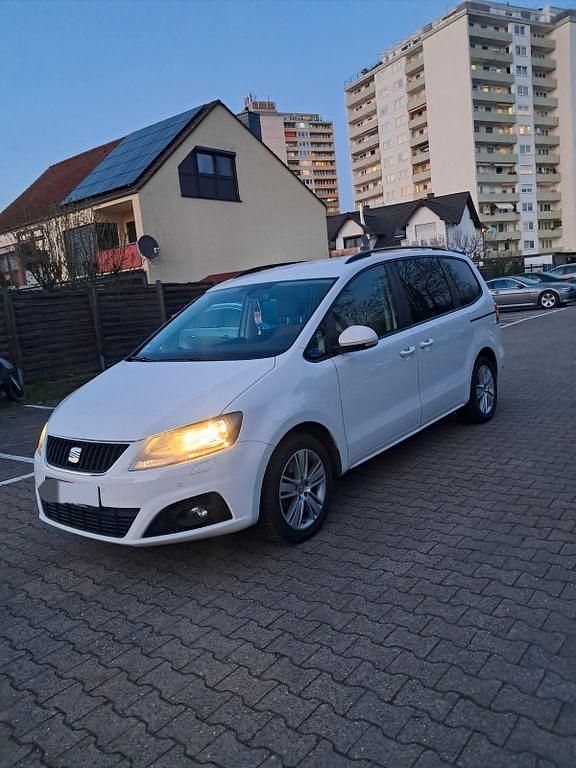 Gebraucht Seat Alhambra Style 150 PS (110 kW) 2013 Weiß Van / Kleinbus