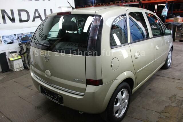Gebraucht Opel Meriva Edition 90 PS (66 kW) 2008 Silber metallic Van / Kleinbus
