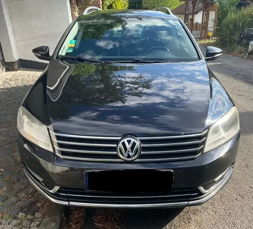 Gebraucht VW Passat Highline 160 PS (117 kW) 2011 Schwarz Kombi