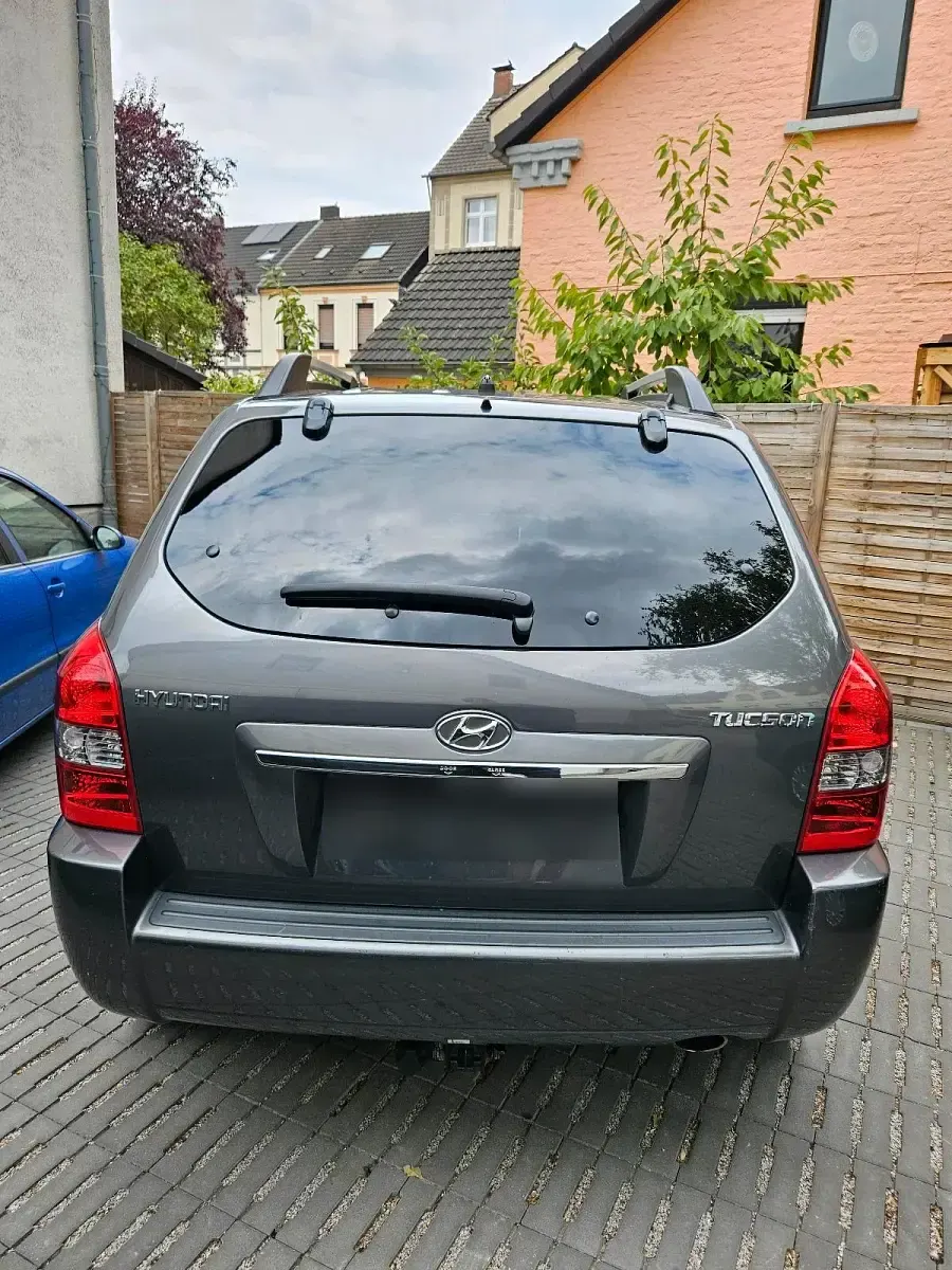 Gebraucht Hyundai Tucson 140 PS (102 kW) 2010 Grau SUV