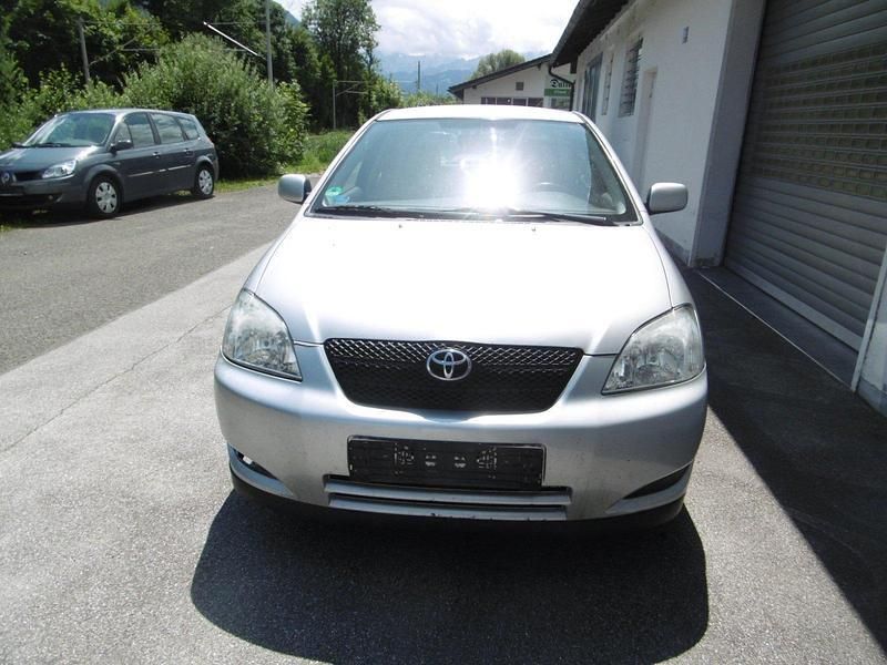 Silber Gebraucht 2002 Toyota Corolla Kleinwagen | 1.250 € (Superpreis) - Bild 1/4