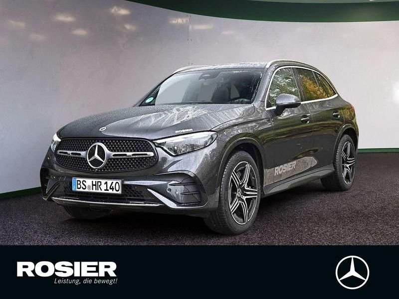 Grau / graphitgrau Gebraucht 2025 Mercedes GLC220 AMG line SUV | 65.900 € (Superpreis) - Bild 1/4