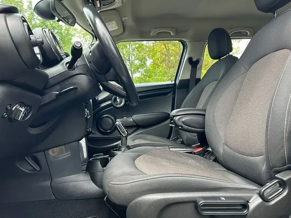 Gebraucht Mini Cooper 136 PS (100 kW) 2020 Blau Kleinwagen