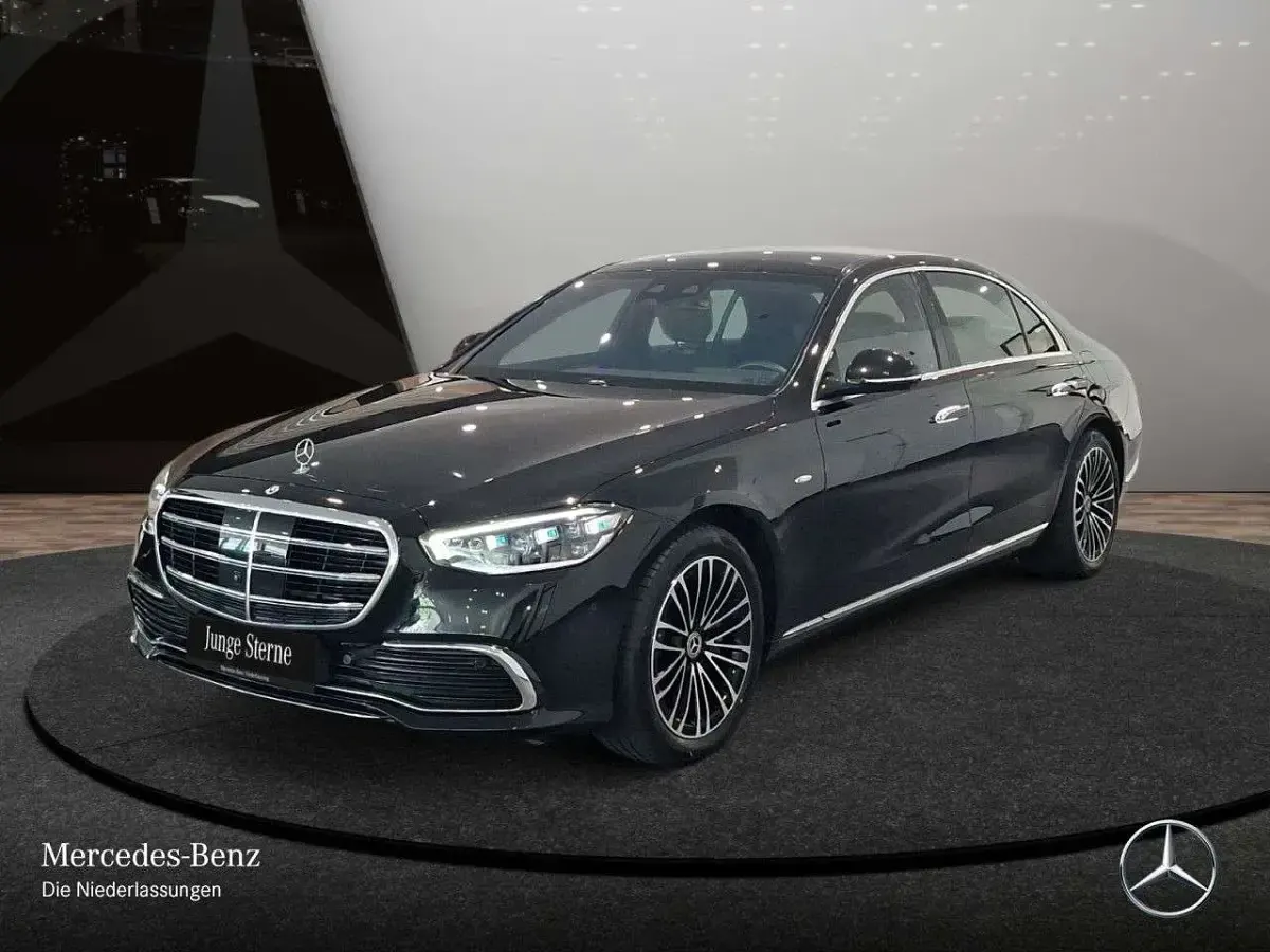 Gebraucht Mercedes S600 367 PS (269 kW) 2024 Obsidianschwarz Limousine