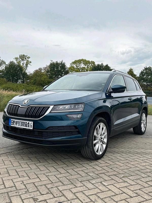 Blau Gebraucht 2022 Skoda Karoq SUV | 24.000 € (Superpreis) - Bild 1/4