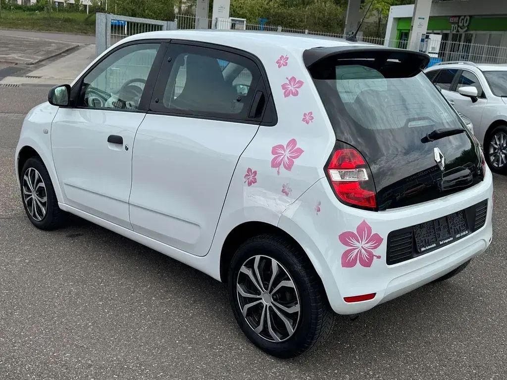 Gebraucht Renault Twingo Life 69 PS (50 kW) 2019 Weiß Kleinwagen