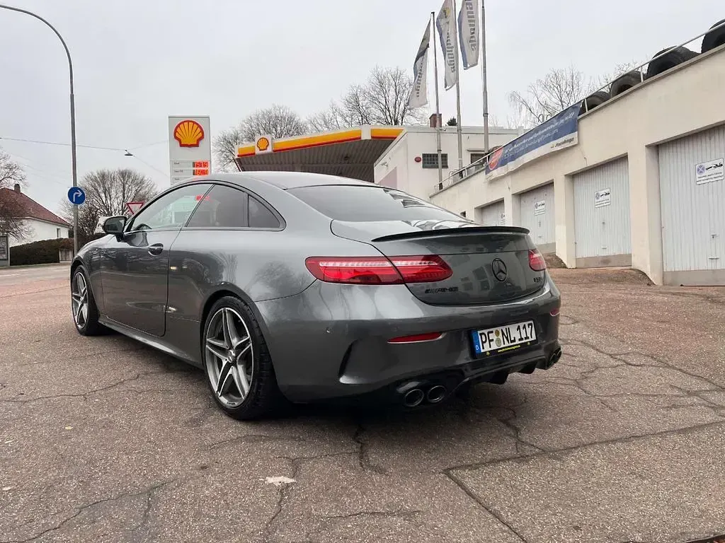 Gebraucht Mercedes E53 AMG AMG 435 PS (319 kW) 2019 Grau (metallic) Coupé
