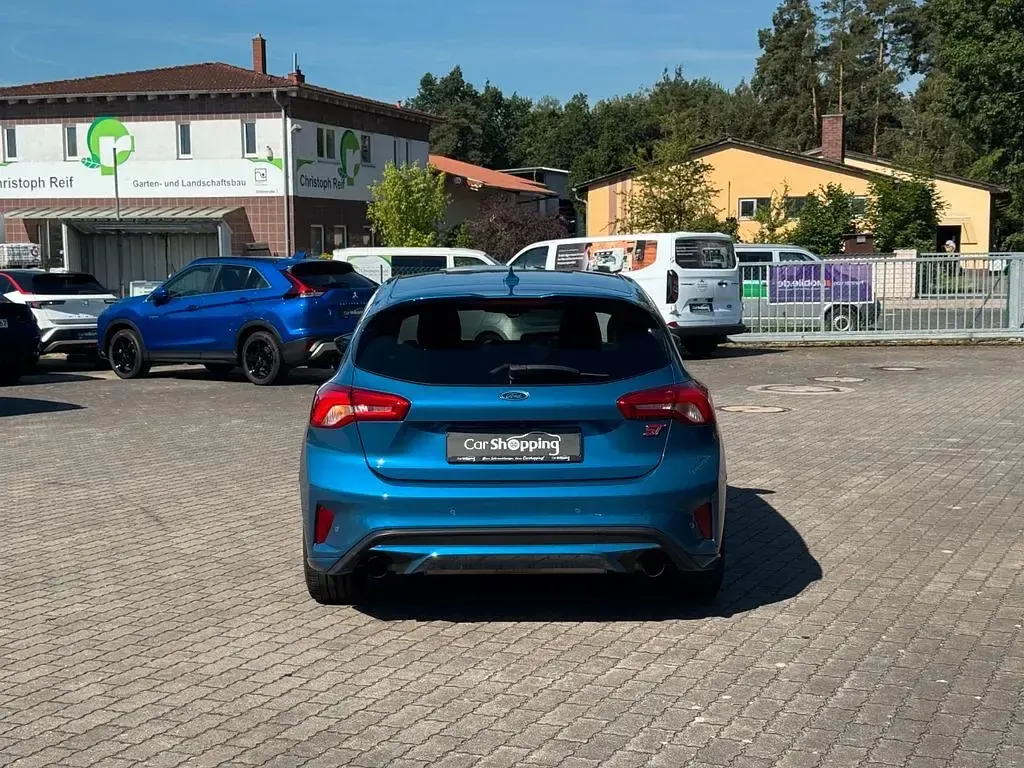 Gebraucht Ford Focus ST 280 PS (205 kW) 2020 Blau Limousine