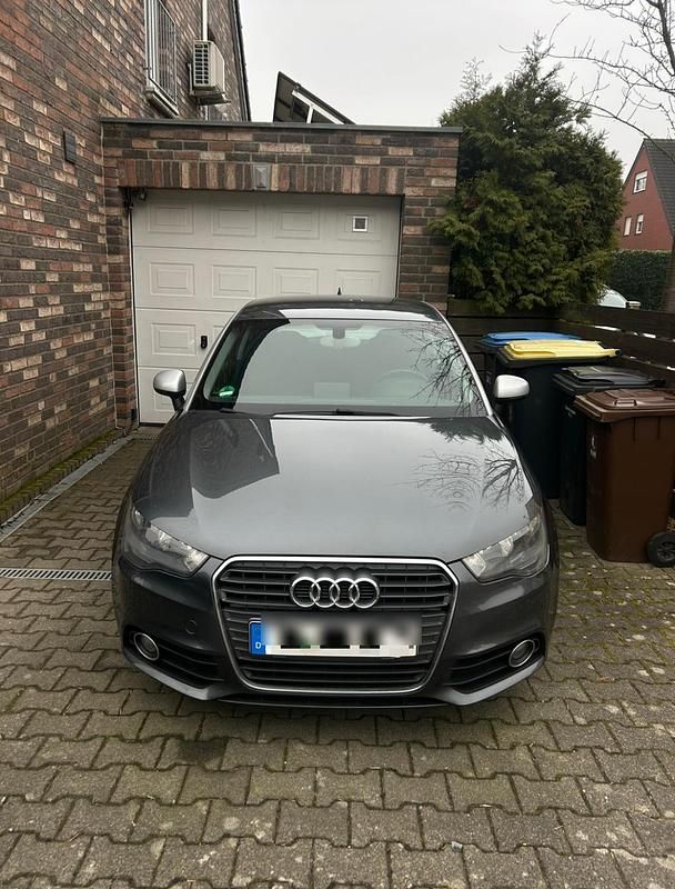Gebraucht Audi A1 122 PS (89 kW) 2010 Grau Kleinwagen