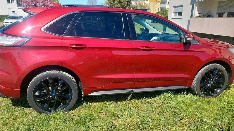 Usata Ford Edge 209 CV (153 kW) 2017 Rosso SUV