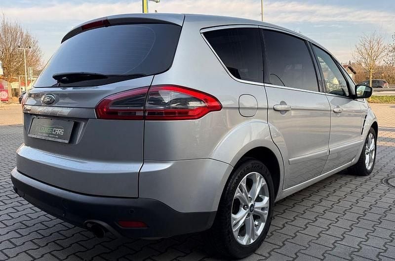 Gebraucht Ford S-MAX Titanium 200 PS (147 kW) 2014 Silber Van / Kleinbus