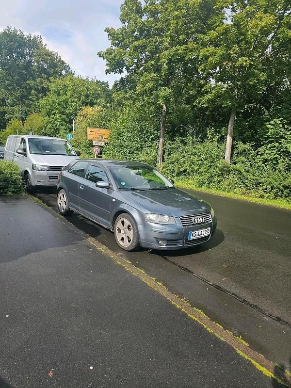 Grau Gebraucht 2004 Audi A3 Coupé | 3.000 € (Fairer Preis) - Bild 1/4
