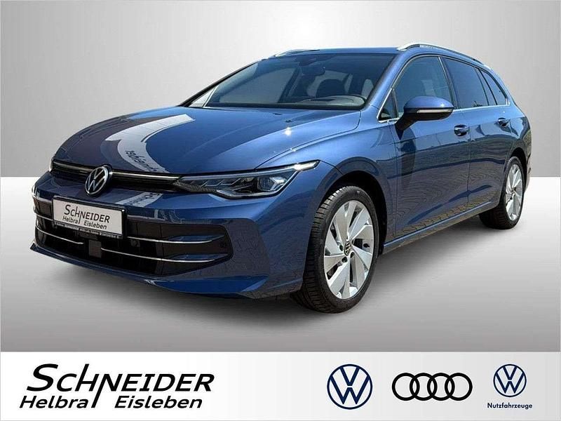 Anemonenblau (metallic) Gebraucht 2024 VW Golf VIII Style Kombi | 35.480 € - Bild 1/4