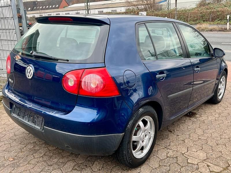 Gebraucht VW Golf IV 75 PS (55 kW) 2004 Blau Limousine