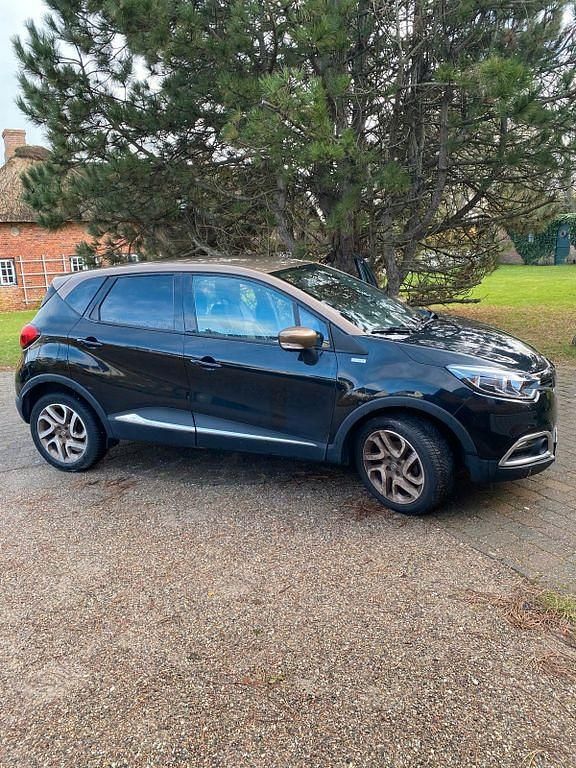 Schwarz Gebraucht 2015 Renault Captur Elysee SUV | 8.500 € (Superpreis) - Bild 1/4