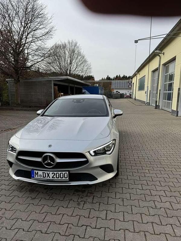 Gebraucht 2022 Mercedes CLA180 Progressive Limousine | 26.000 € (Fairer Preis) - Bild 1/4
