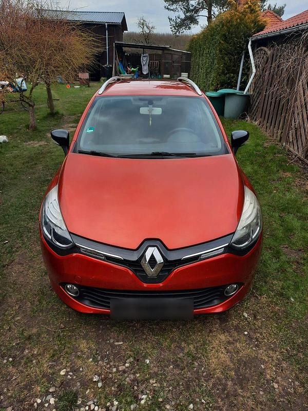 Gebraucht Renault Clio GrandTour Expression 75 PS (55 kW) 2013 Rot Kombi