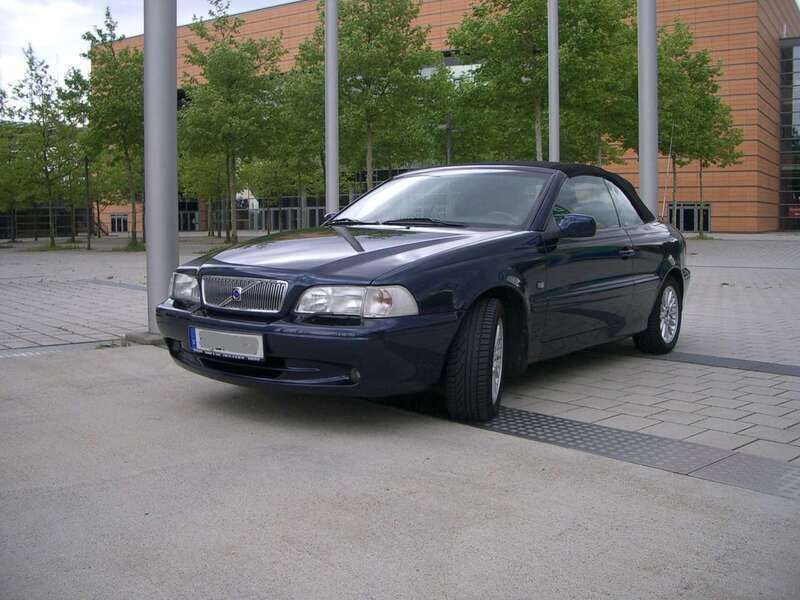 Blau Gebraucht 2001 Volvo C70 Cabrio | 6.350 € (Guter Preis) - Bild 1/4