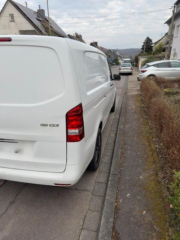 Gebraucht Mercedes Vito 163 PS (119 kW) 2016 Weiß Van
