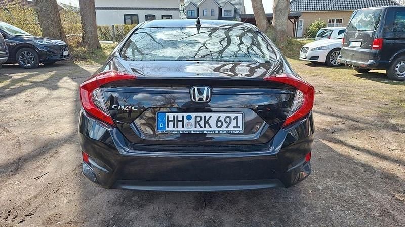 Gebraucht Honda Civic Executive 182 PS (133 kW) 2017 Violet Limousine