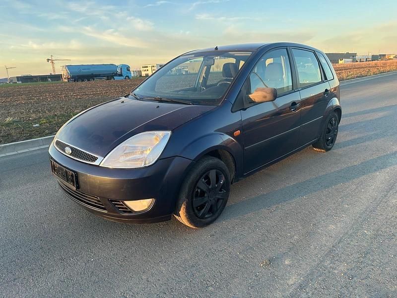 Gebraucht Ford Fiesta 80 PS (58 kW) 2005 Blau Kleinwagen