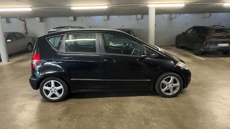 Gebraucht Mercedes A150 95 PS (69 kW) 2008 Schwarz Kleinwagen