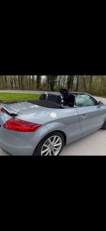 Gebraucht Audi TT Roadster Sport 160 PS (117 kW) 2009 Silber Cabrio
