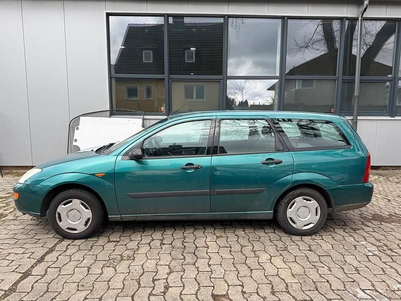 Gebraucht Ford Focus 100 PS (73 kW) 1999 Grün Kombi