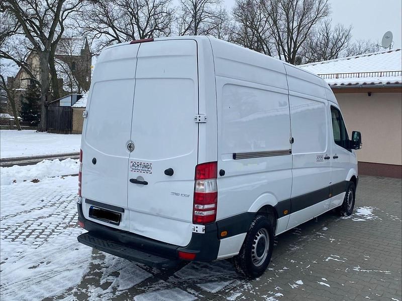 Second-hand Mercedes Sprinter 163 CP (119 kW) 2016 Alb Van
