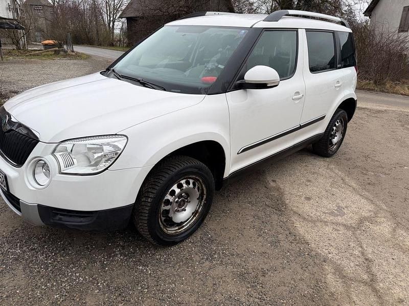 Gebraucht Skoda Yeti 110 PS (80 kW) 2013 Weiß SUV