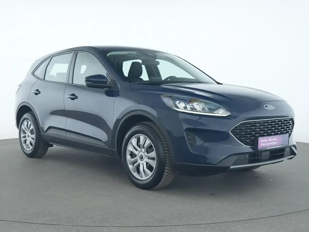 Gebraucht Ford Kuga 120 PS (88 kW) 2022 Blazer blau SUV