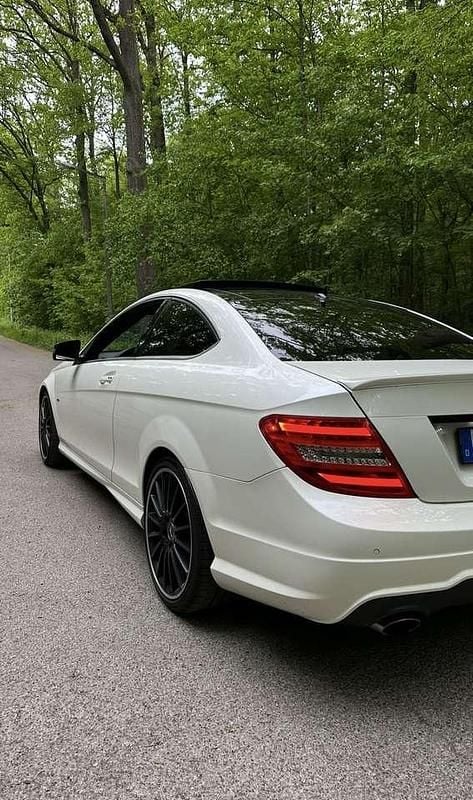 Gebraucht Mercedes C250 Edition 204 PS (150 kW) 2014 Coupé