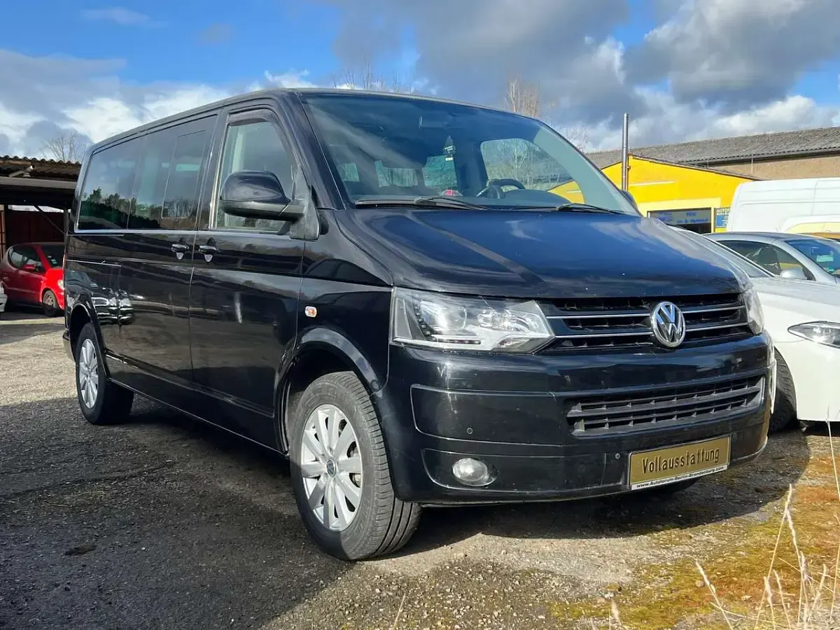 Gebraucht VW Caravelle 179 PS (131 kW) 2013 Deep black perleffekt lx9c Van