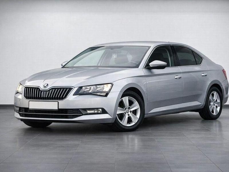 Gebraucht Skoda Superb Ambition 120 PS (88 kW) 2018 Silber Limousine
