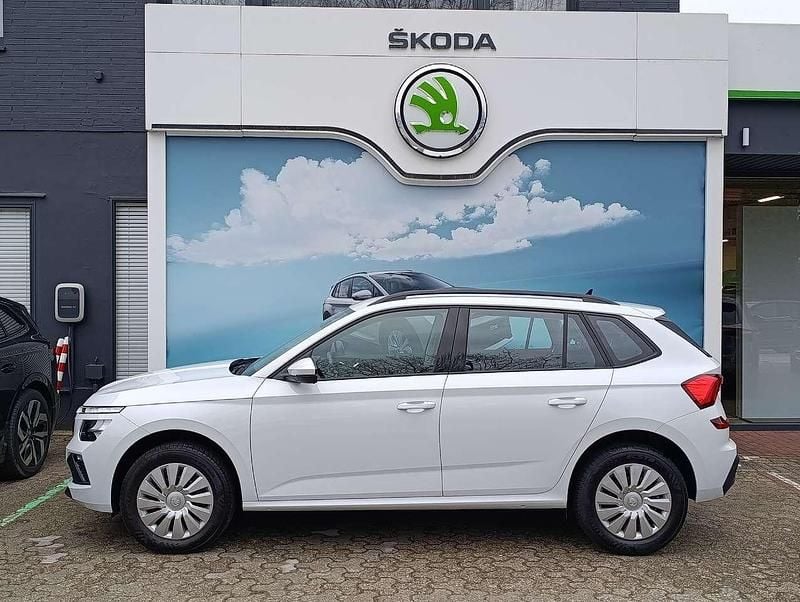 Gebraucht Skoda Kamiq Essence 95 PS (69 kW) 2024 Moonweiss metallic SUV