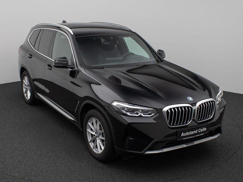 Gebraucht BMW X3 Sport Line 292 PS (214 kW) 2022 Saphirschwarz metallic475schwarz SUV