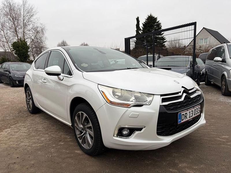 Gebraucht DS Automobiles DS4 163 PS (119 kW) 2012 Weiß Limousine