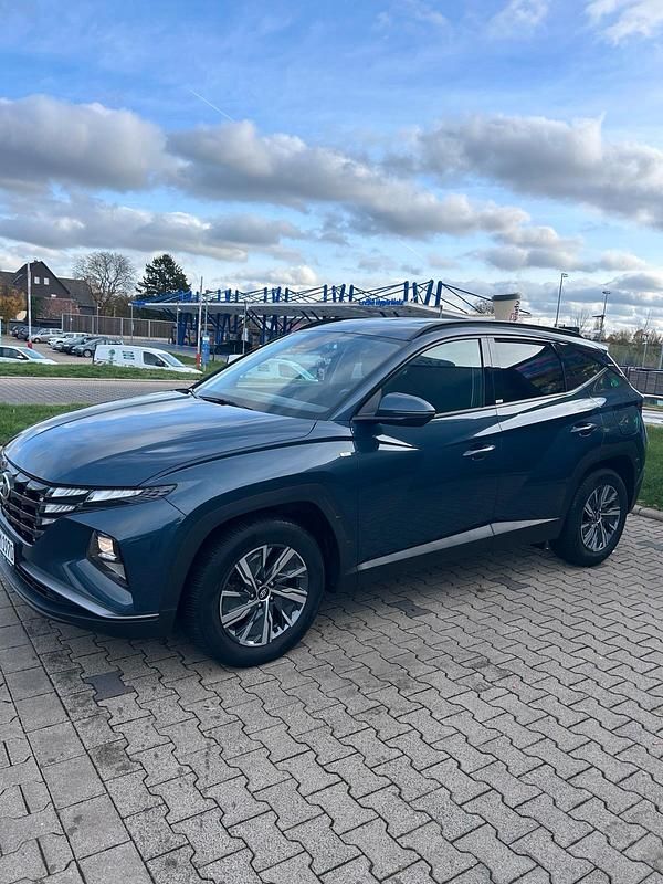 Blau Gebraucht 2021 Hyundai Tucson SUV | 19.800 € (Superpreis) - Bild 1/4