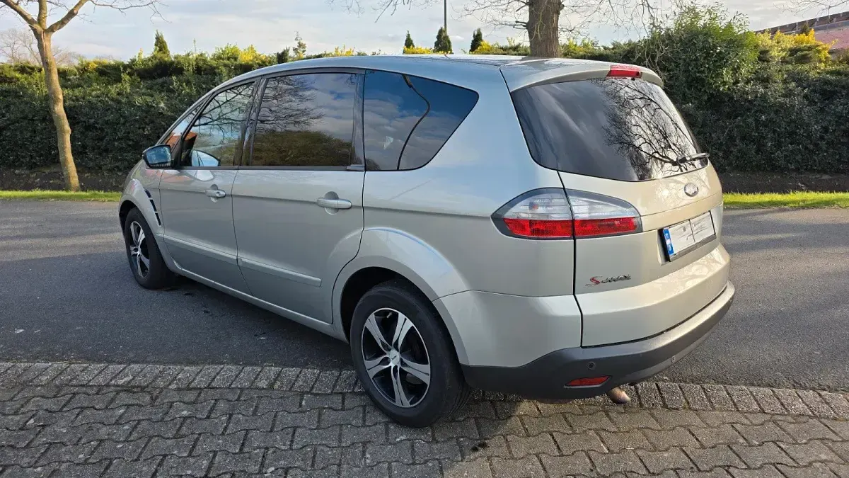 Gebraucht Ford S-MAX Trend 140 PS (102 kW) 2008 Van / Kleinbus