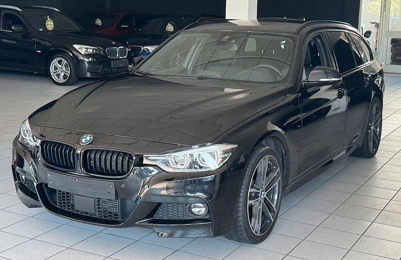 Schwarz Gebraucht 2019 BMW 335 M Sport Kombi | 25.900 € (Superpreis) - Bild 1/4