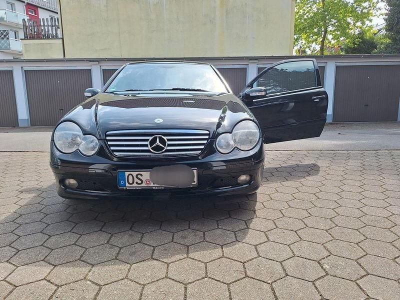 Schwarz Gebraucht 2003 Mercedes CL180 Coupé | 4.969 € - Bild 1/4