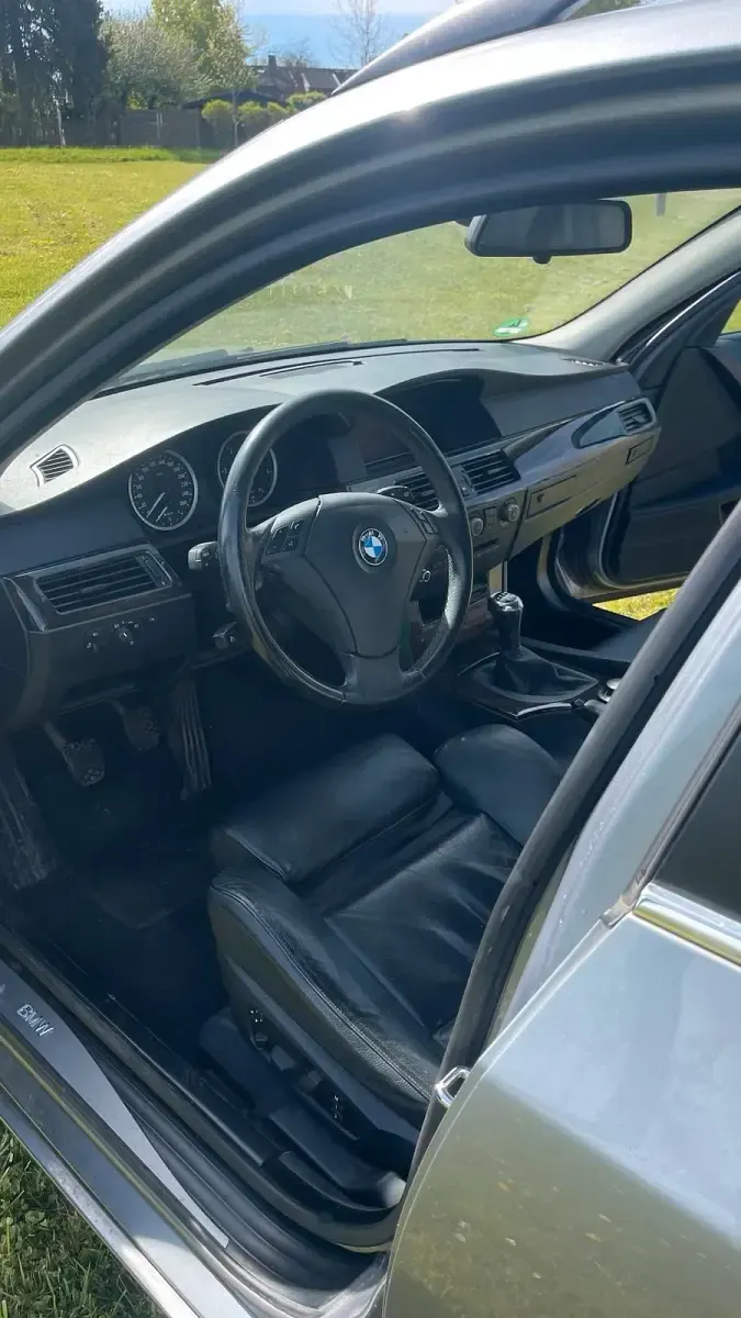 Second-hand BMW 525 177 CP (130 kW) 2005 Gri Break