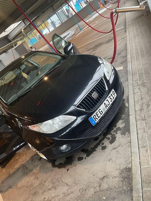 Schwarz Gebraucht 2009 Seat Ibiza SC Style Kleinwagen | 2.900 € (Fairer Preis) - Bild 1/4