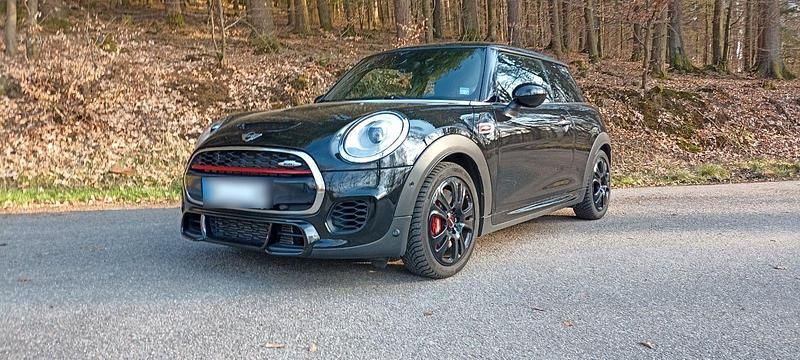 Second-hand Mini John Cooper Works 231 CP (169 kW) 2016 Negru Hatchback