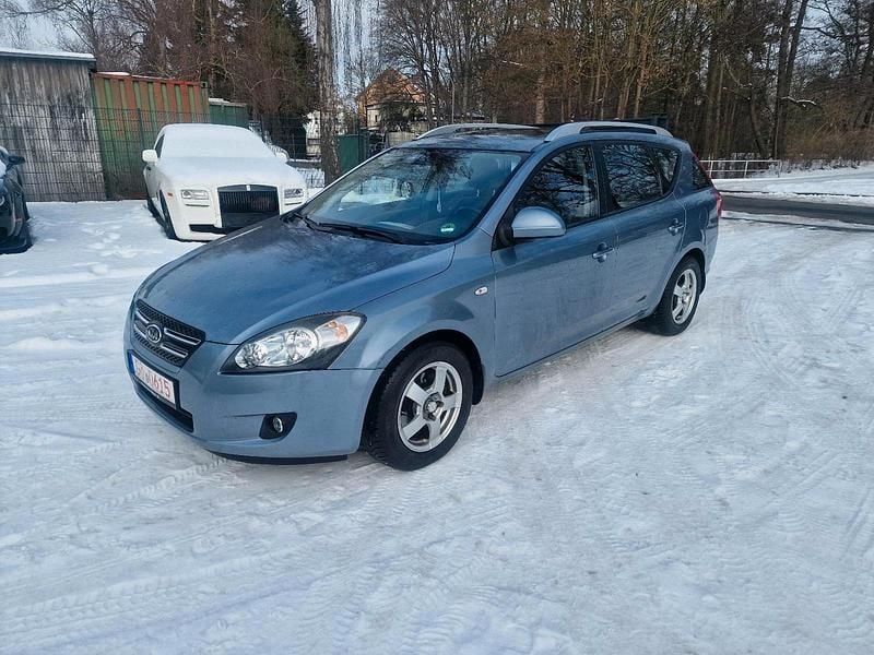 Grau Gebraucht 2007 Kia Ceed Kleinwagen | 4.499 € (Superpreis) - Bild 1/4